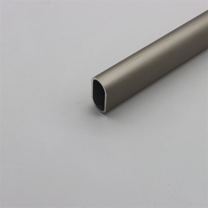 Tube de placard ovale de 30 mm x 15 mm x 1,5 mm