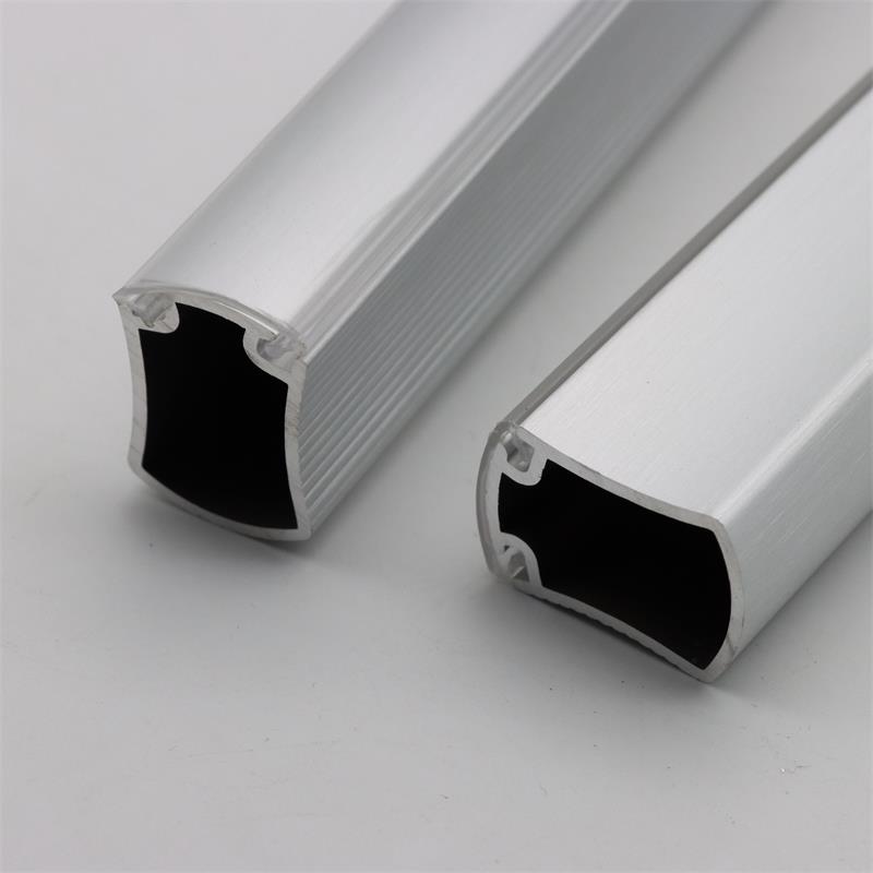  Tube de placard en aluminium sablier de 1 1/4 po x 7/8 po x 1,8 mm